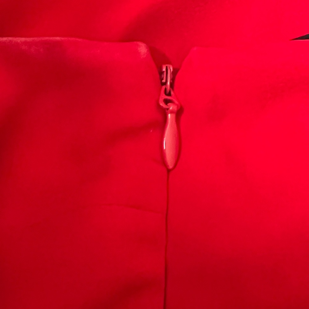 Formal dress City chic size L (20) sexy red dress Hot Deep v neck, cold shoulder - Picture 14 of 16